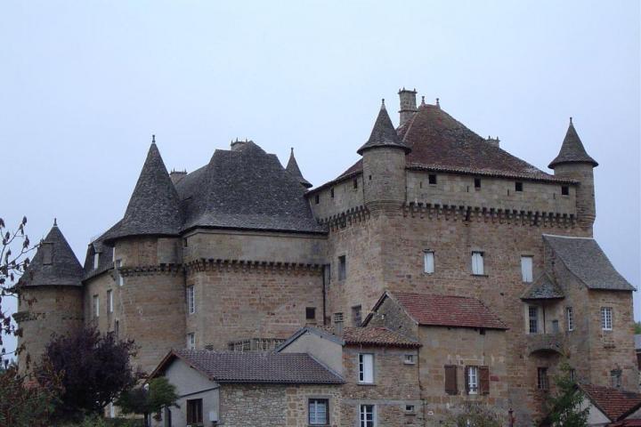  Location de vacances Gourdon